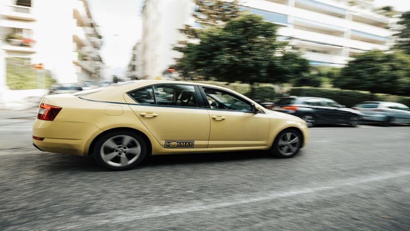 pexels-bertellifotografia-15141228.jpg